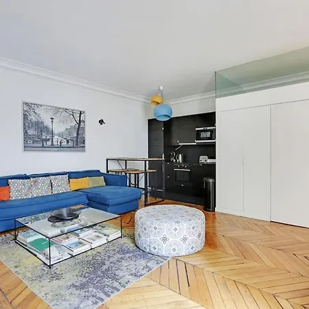 Au Coeur Du Marais Апартаменты *